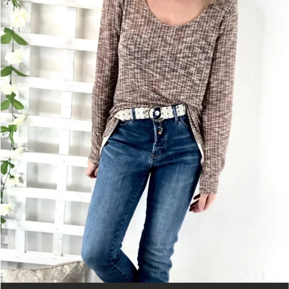 Free People High Waisted Buttonfly Skinny Jeans Size 30.